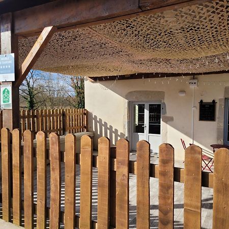 Gite Le Gevot Orchamps Экстерьер фото